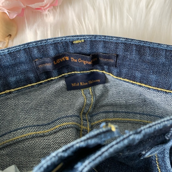 Levi’s Original Mid Rise Skinny Jean - Picture 6 of 6
